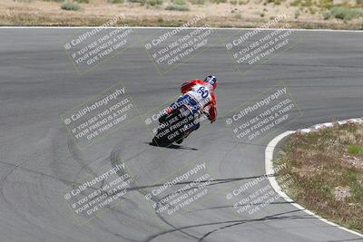 media/Apr-20-2025-AHRMA (Sun) [[393a79c373]]/Race/Group 8/Turn 4b/